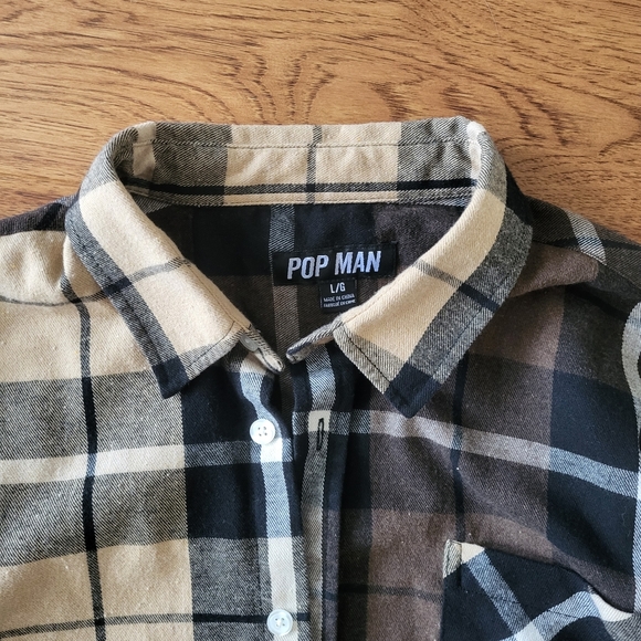 Pop Man Men's Plaid Button Down Size L - Picture 2 of 3